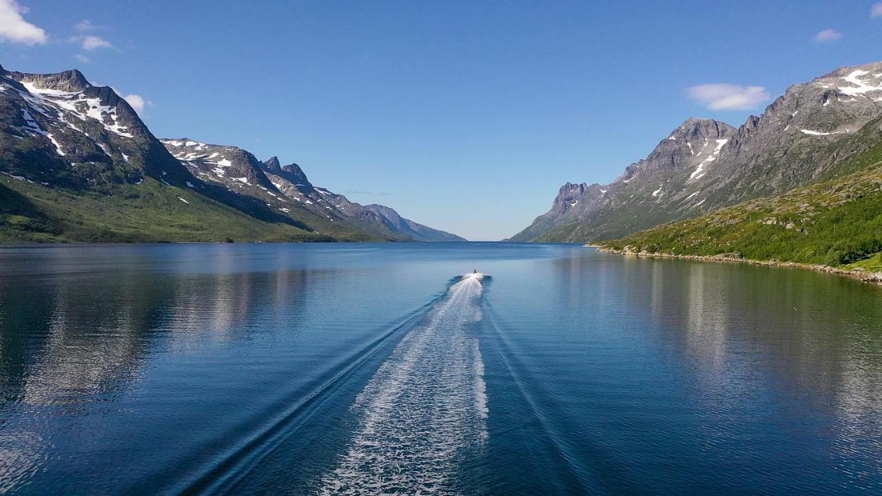 Ersfjordbotn Brygge 아파트 호텔 외부 사진